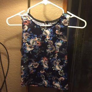 Crop tank top